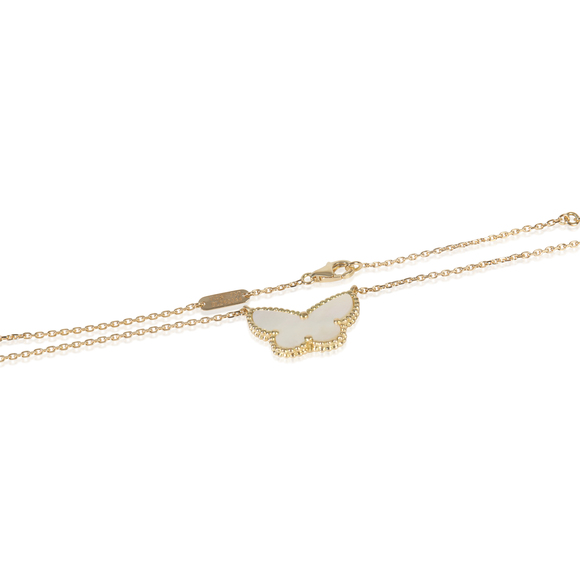 Van Cleef & Arpels Yellow Gold Mother Of Pearl Lucky Alhambra Pendant - Picture 3 of 4